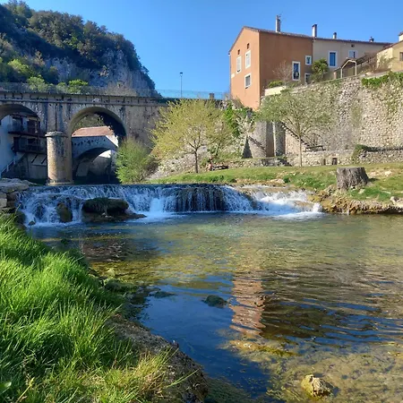 Maison Medievale Avec Jardin Dans Village * Vers (Lot)