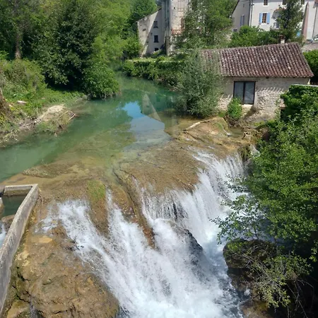 Maison Medievale Avec Jardin Dans Village * Vers (Lot)